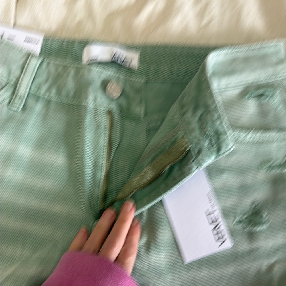 VERVET BY FLYING MONKEY Green Distressed Jean Shorts - Picture 3 of 4